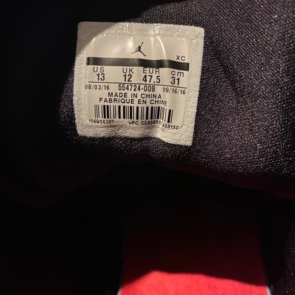 Jordan 1 mids black and red - Picture 4 of 7